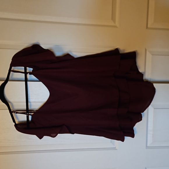 Shein Curve Cold shoulder - Picture 4 of 6